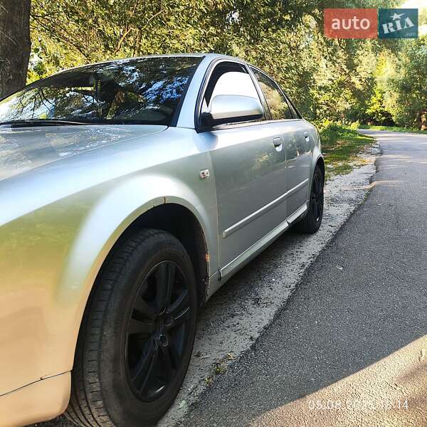 Седан Audi A4 2002 в Глухове