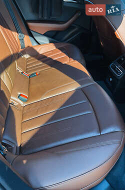Седан Audi A4 2016 в 