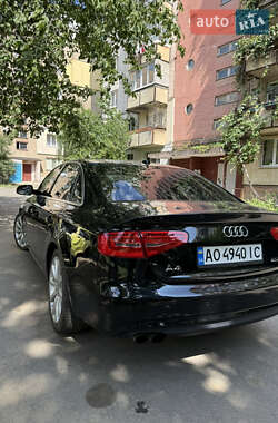 Седан Audi A4 2012 в 