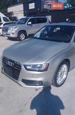 Седан Audi A4 2013 в 