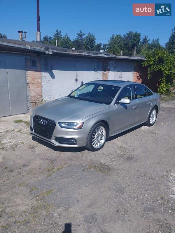 Седан Audi A4 2013 в Киеве