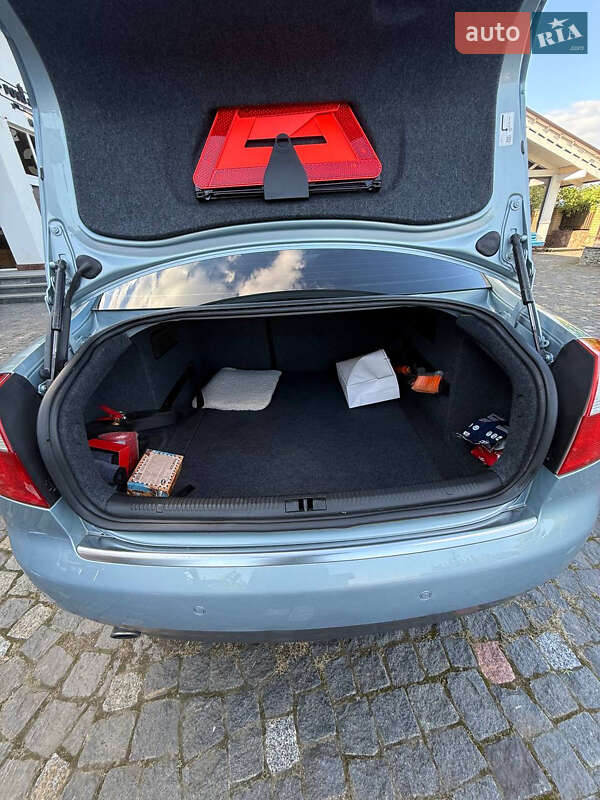 Седан Audi A4 2003 в Житомире
