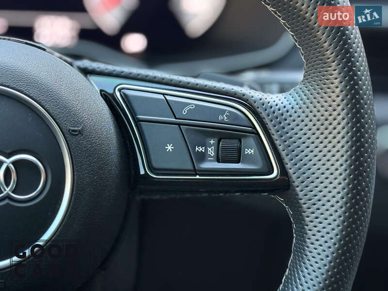 Седан Audi A4 2021 в Одессе