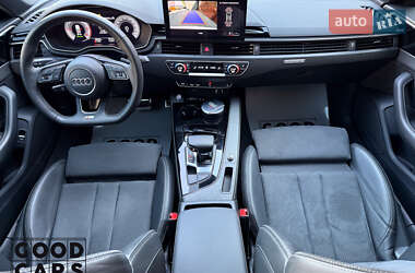 Седан Audi A4 2021 в 