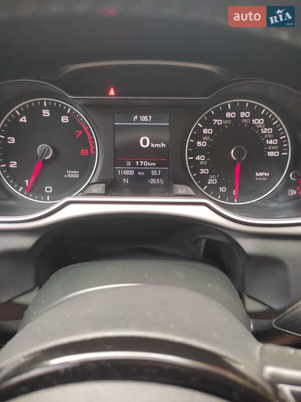 Седан Audi A4 2014 в Ровно
