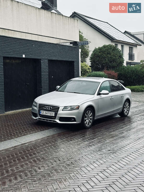 Седан Audi A4 2011 в Глыбокой