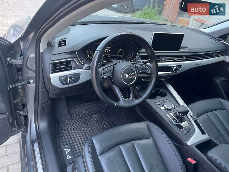 Седан Audi A4 2016 в Львове
