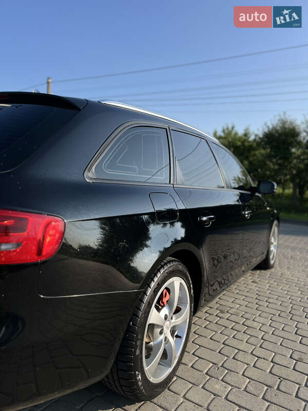 Универсал Audi A4 2012 в Львове