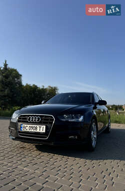 Универсал Audi A4 2012 в 