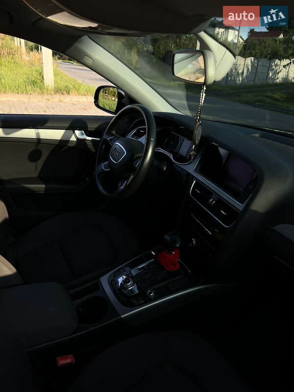 Универсал Audi A4 2012 в Львове