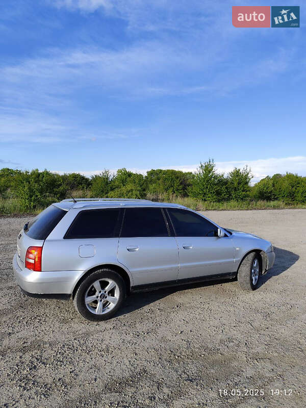 Универсал Audi A4 2001 в Борщеве фото 10 Универсал Audi A4 2001 в Борщеве