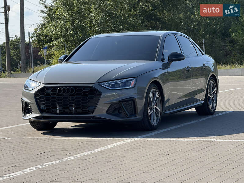 Седан Audi A4 2023 в Киеве