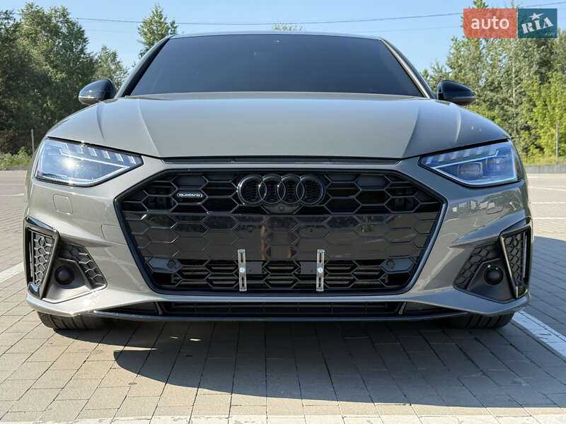 Седан Audi A4 2023 в Киеве