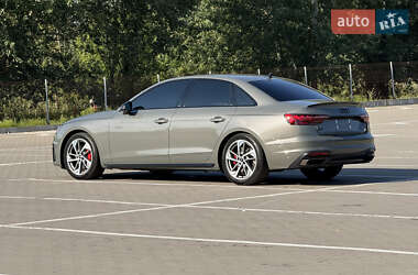 Седан Audi A4 2023 в 