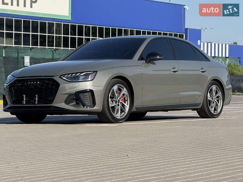 Седан Audi A4 2023 в Киеве