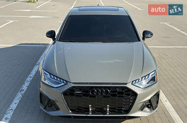 Седан Audi A4 2023 в 