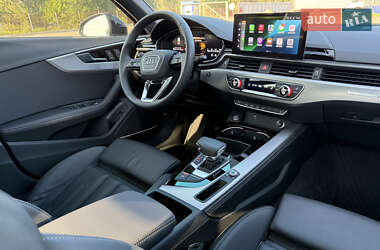 Седан Audi A4 2023 в 