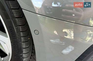 Седан Audi A4 2023 в 