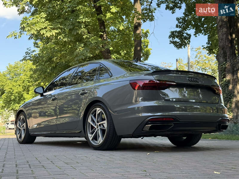 Седан Audi A4 2023 в Киеве