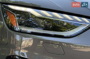 Седан Audi A4 2023 в 
