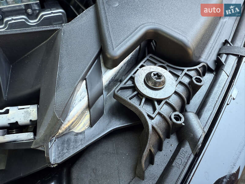 Седан Audi A4 2023 в Киеве