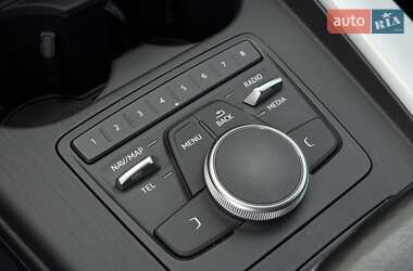 Седан Audi A4 2016 в 