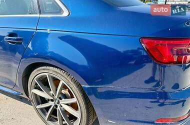 Седан Audi A4 2016 в 