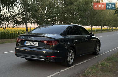 Седан Audi A4 2017 в 