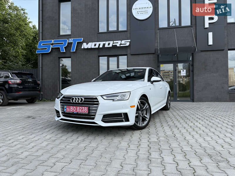 Седан Audi A4 2018 в 