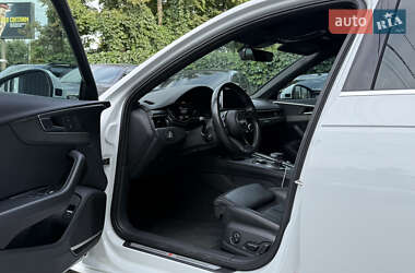 Седан Audi A4 2018 в 