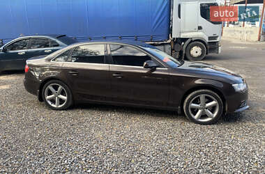 Седан Audi A4 2013 в 