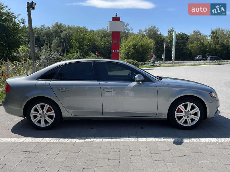 Седан Audi A4 2009 в Тернополе