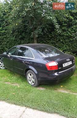 Седан Audi A4 2001 в 