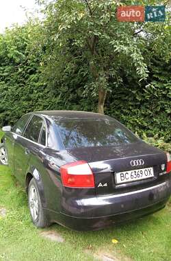 Седан Audi A4 2001 в 