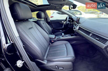 Седан Audi A4 2019 в 