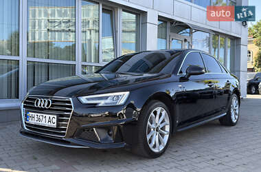 Седан Audi A4 2019 в 