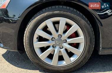 Седан Audi A4 2012 в 