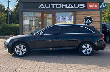 Универсал Audi A4 2018 в 