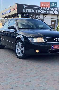 Седан Audi A4 2001 в 