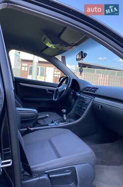 Седан Audi A4 2001 в 