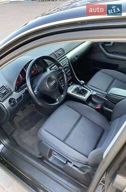 Седан Audi A4 2001 в 