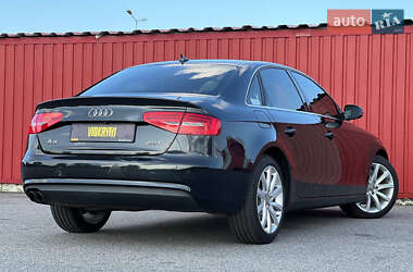 Седан Audi A4 2012 в 
