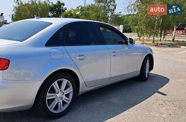 Седан Audi A4 2010 в 