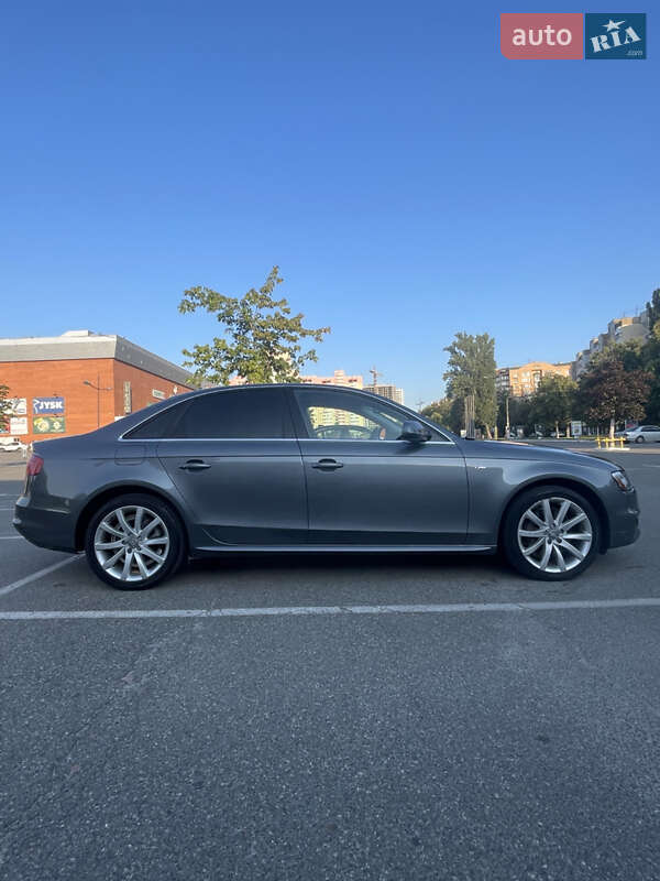 Седан Audi A4 2013 в Броварах