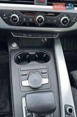 Универсал Audi A4 2017 в 