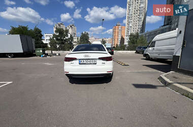 Седан Audi A4 2017 в 