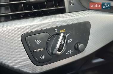 Седан Audi A4 2016 в 