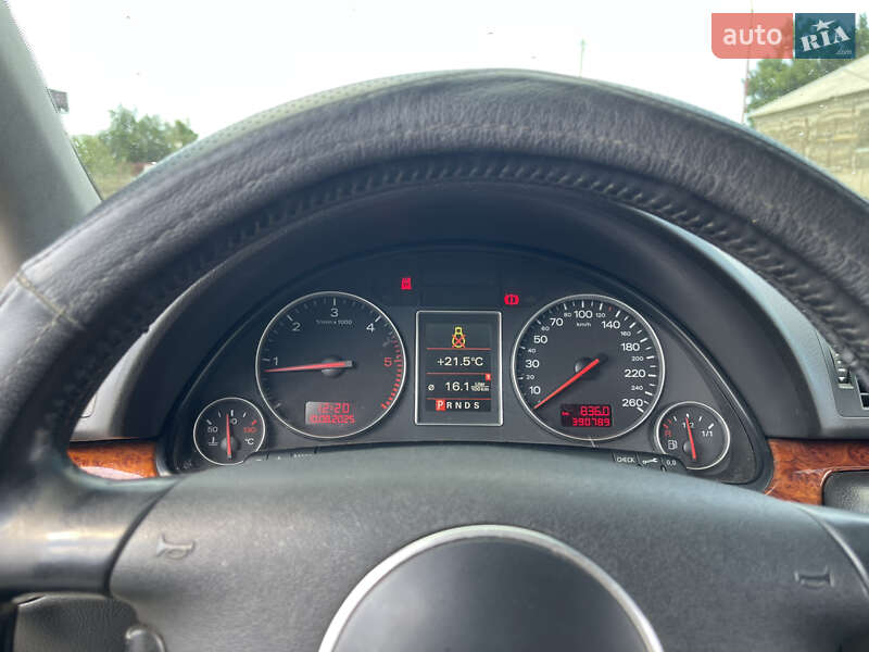 Седан Audi A4 2001 в Краматорске