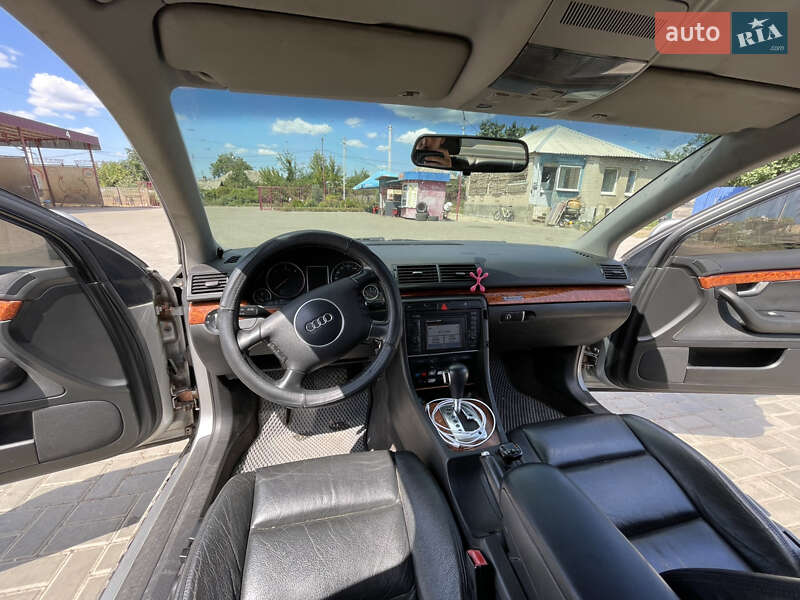 Седан Audi A4 2001 в Краматорске
