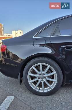 Седан Audi A4 2015 в 